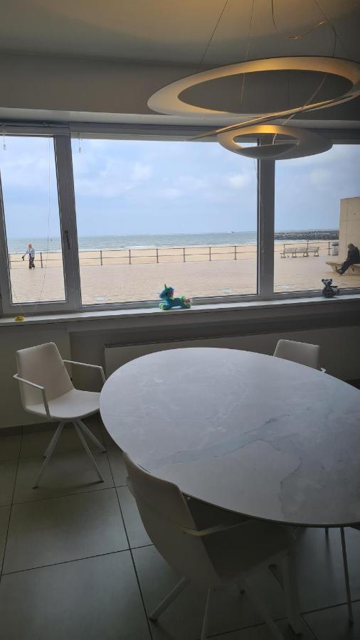 Appartamento Frontaal Gelijkvloers Seaview 80M² 2 Slp Ostenda Esterno foto