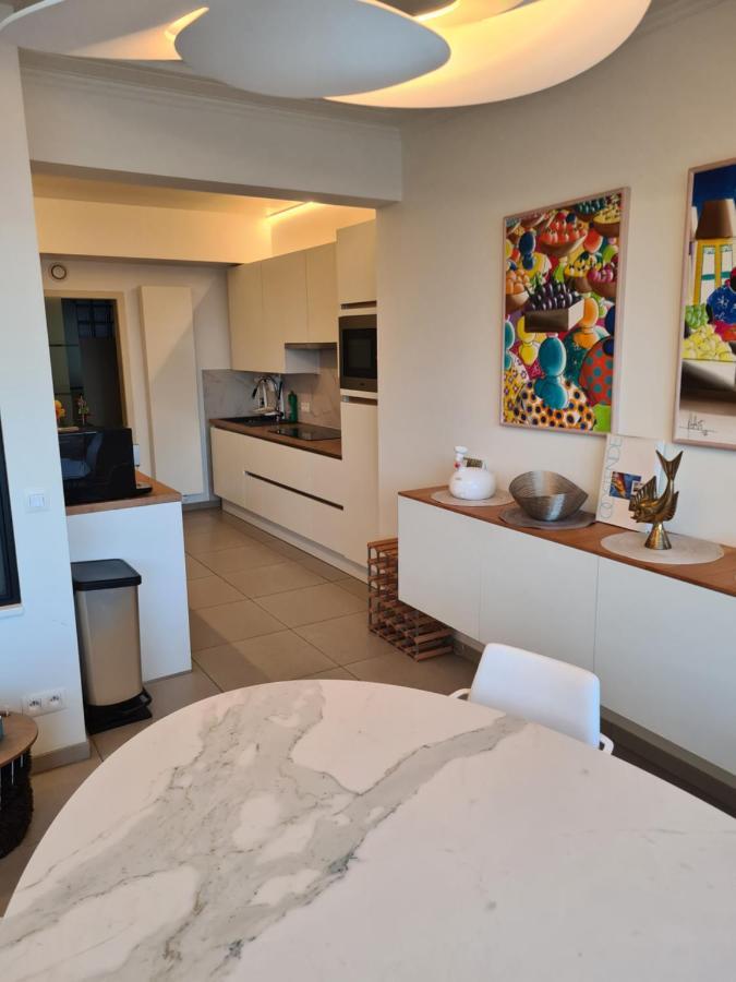 Appartamento Frontaal Gelijkvloers Seaview 80M² 2 Slp Ostenda Esterno foto