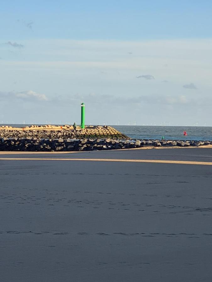 Appartamento Frontaal Gelijkvloers Seaview 80M² 2 Slp Ostenda Esterno foto